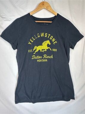 Yellowstone Dutton Ranch Short Sleeve Tee - Navy/Yellow